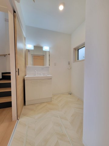 関戸4丁目1区画（377-58）・新築戸建の洗面所