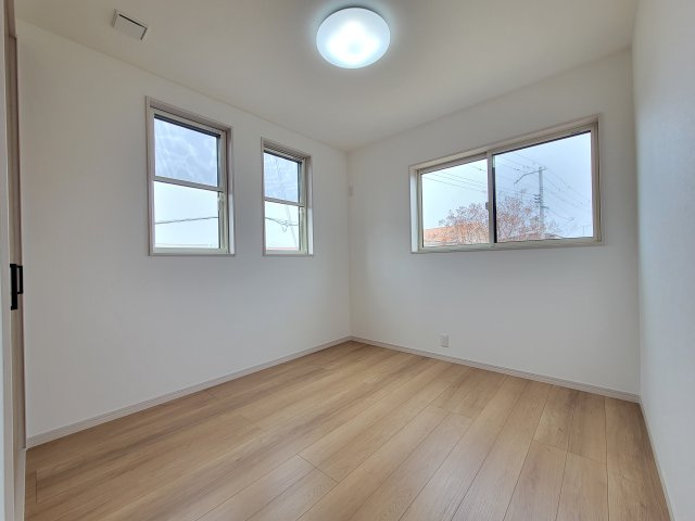 関戸4丁目1区画（377-58）・新築戸建の洋室