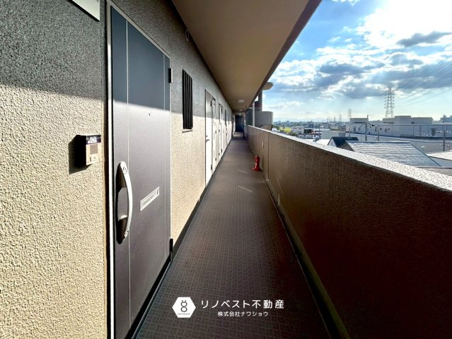 ライオンズマンション東花園のその他共用部分|共用廊下からの眺望も良好です♪