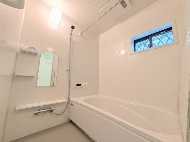 八王子市　谷野町　新築一戸建ての浴室|～のびのびくつろげるバスルーム　１日の締めくくりに癒やしのバスタイムを～