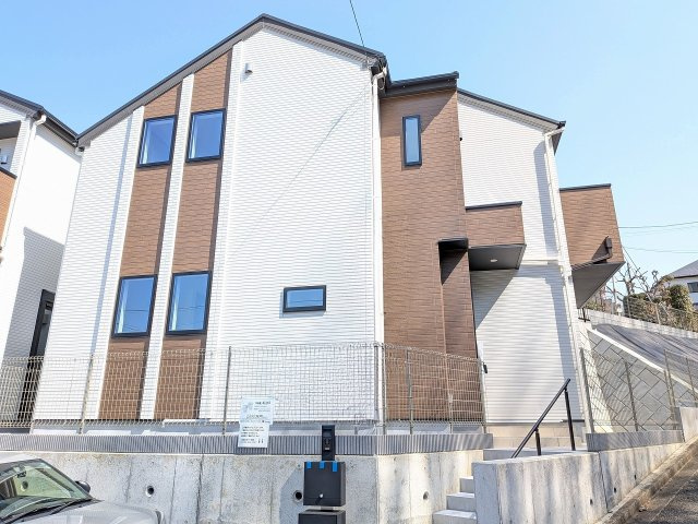 八王子市　谷野町　新築一戸建ての外観|～自然豊かで穏やかな住環境　陽当たり・風通しの良い戸建て～