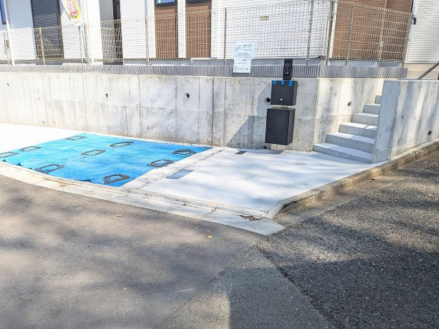 八王子市　谷野町　新築一戸建ての駐車場|～カースペースは1台分～