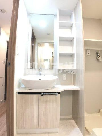 ARTESSIMO ESISの洗面所