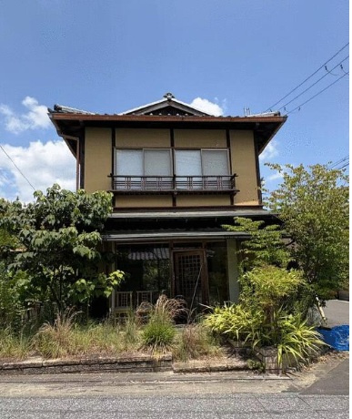 嵯峨二尊院前店舗の外観