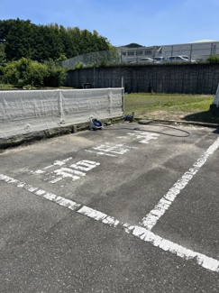 【駐車場】