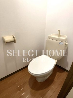 【トイレ】 | サンコーポラス | 落ち着いた色調のトイレです同型タイプ