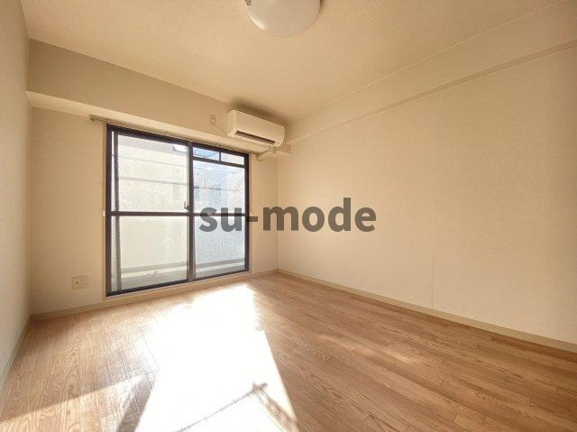 ソレーユ総持寺の寝室