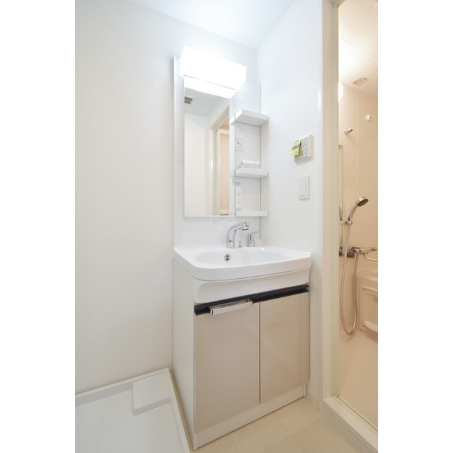 ファーストフィオーレ長田グランディールの洗面所