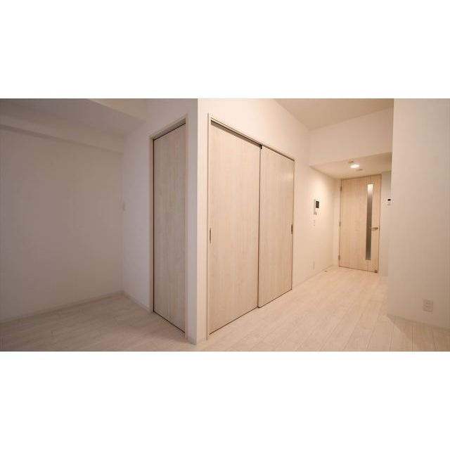 セレーノ南森町の居間・リビング