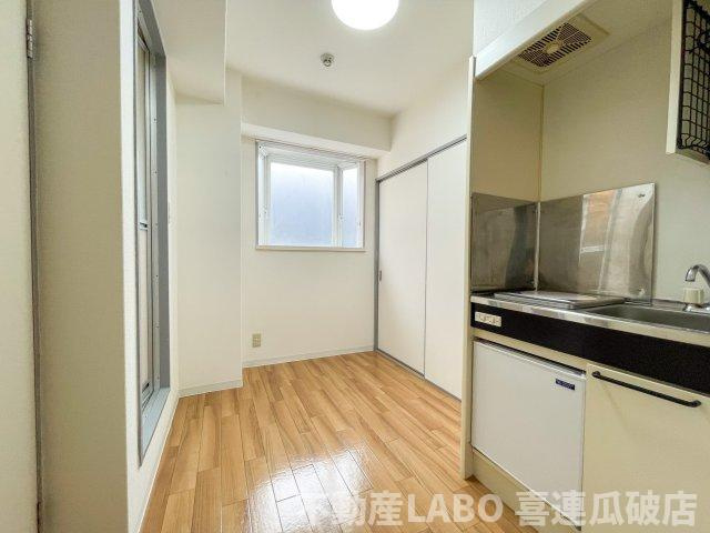 ゴッドフィールドⅢの居間・リビング