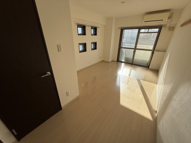 アイトーン豊中の居間・リビング