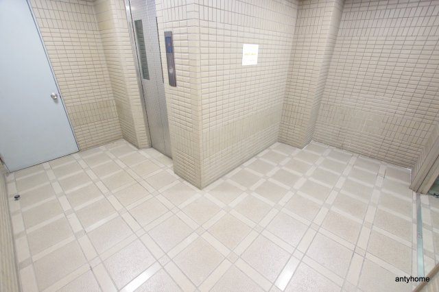 ジオナ新大阪　仲介手数料無料のロビー