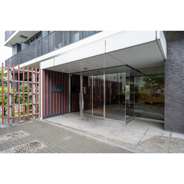 グランテール代々木の設備|■オートロック■防犯カメラ