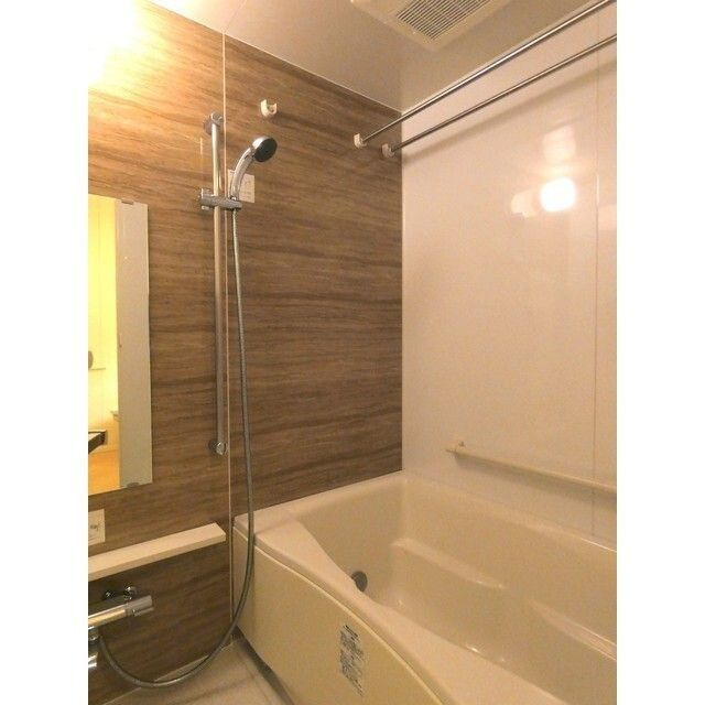 グランテール代々木の浴室|■浴室暖房乾燥機能付きバス♪