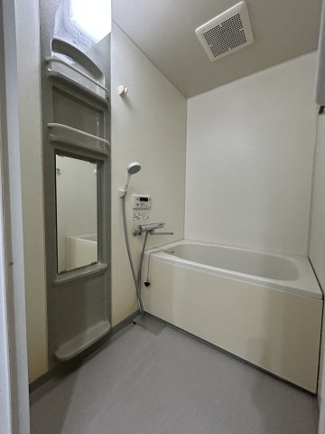 大観町Ｆビルの浴室|お風呂です