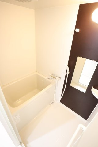 大阪市城東区今福東１丁目の賃貸マンションの浴室