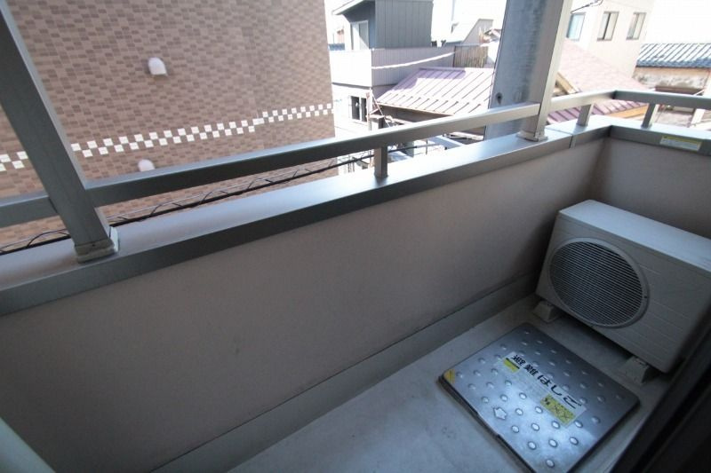 WING髙尾のバルコニー