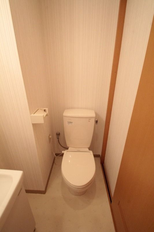 WING髙尾のトイレ