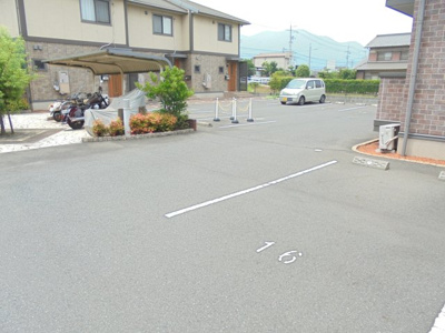 【駐車場】 | アブニール新涯 D棟 | 駐車場