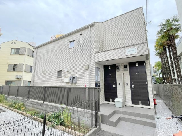 シャルマンの外観