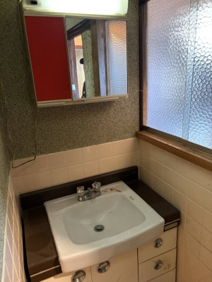  | 新金屋１丁目11-11売家