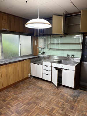  | 新金屋１丁目11-11売家