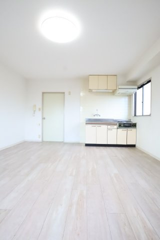 大阪市城東区鴫野西１丁目の賃貸マンションの寝室