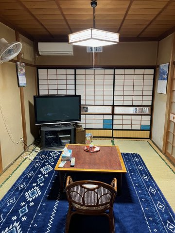 西郷町　戸建ての和室