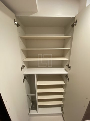 【収納】 | プライムアーバン南森町 | プライムアーバン南森町　シューズインクローゼット