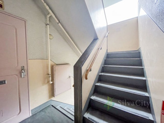 【その他共用部分】 | 三田吉祥寺コーポ | 階段