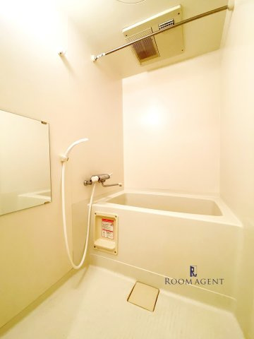 フローライト徳川の浴室