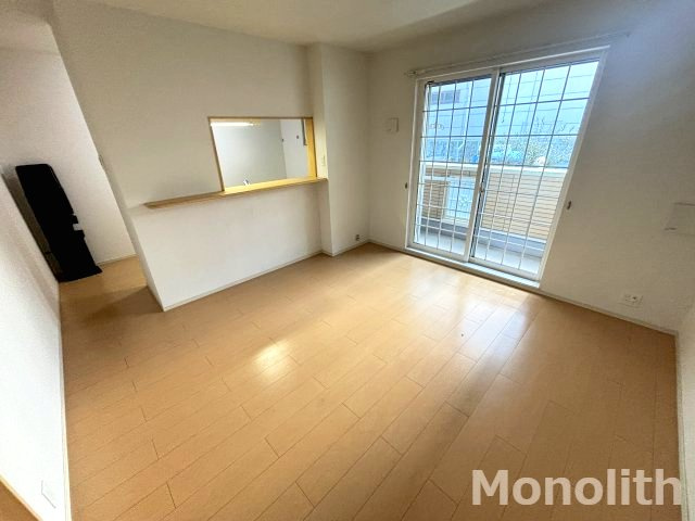 ここるガーデンの居間・リビング