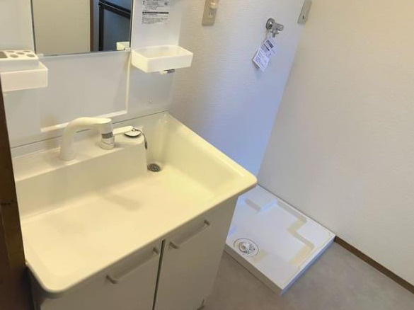 帝塚山南2丁目戸建の洗面所