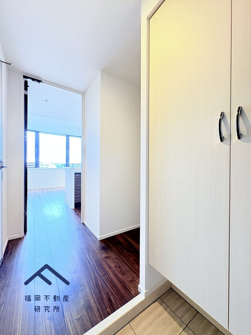 エンクレストベイサイド通りの玄関