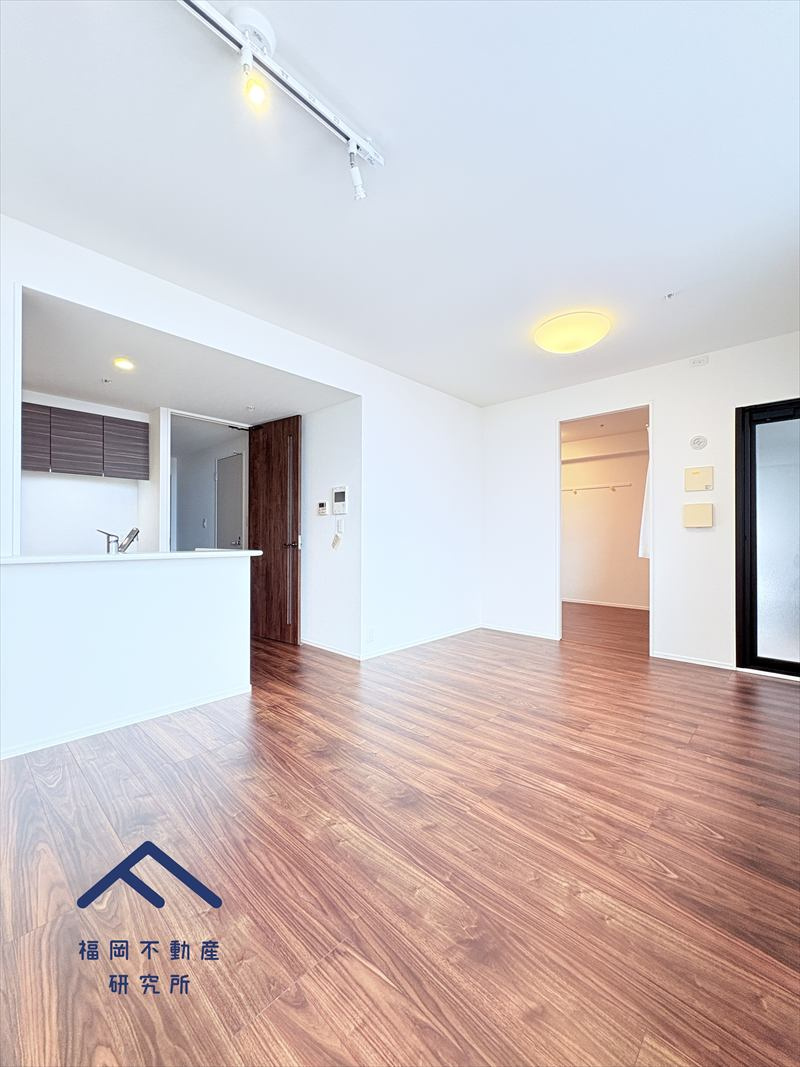 エンクレストベイサイド通りの居間・リビング