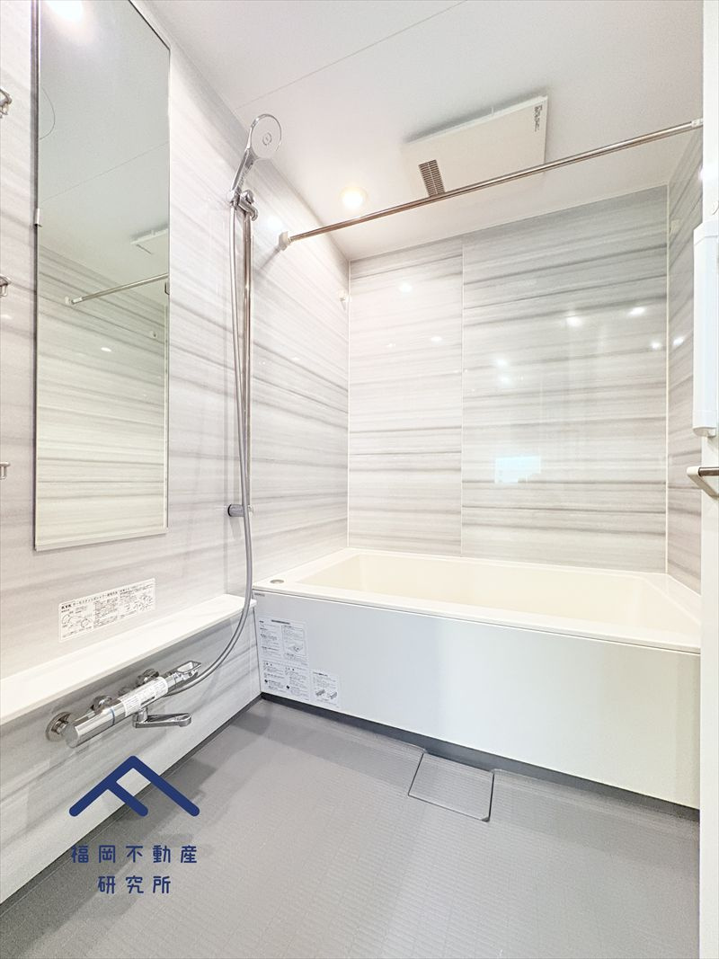 エンクレストベイサイド通りの浴室