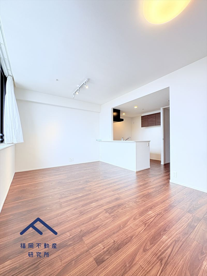 エンクレストベイサイド通りの外観