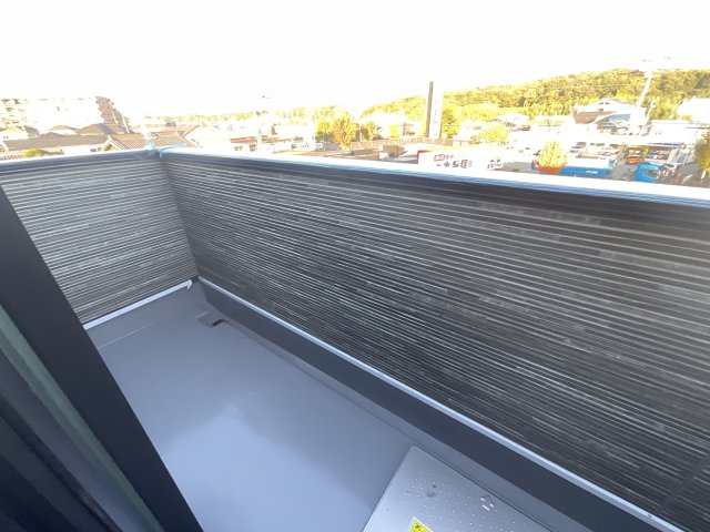 【バルコニー】 | AILE岡場Ⅲ | 落ち着いた時間を過ごせるバルコニーです