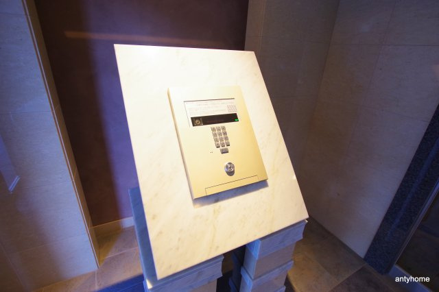 プレサンス新大阪クレスタ　仲介手数料無料のセキュリティ