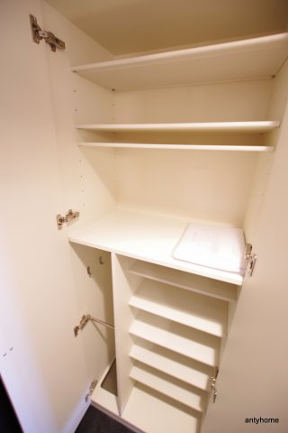 プレサンス新大阪クレスタ　仲介手数料無料の収納