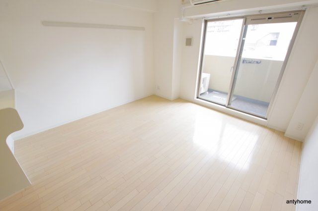 プレサンス新大阪クレスタ　仲介手数料無料の寝室