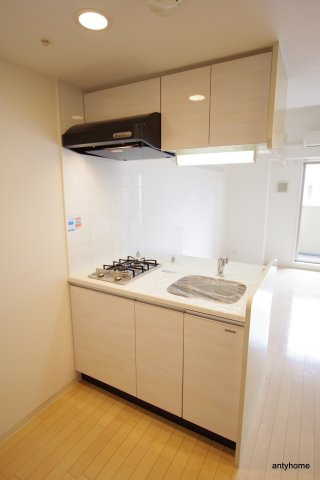 プレサンス新大阪クレスタ　仲介手数料無料のキッチン