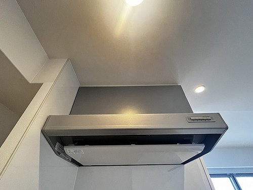 ネバーランド阿倍野西田辺の設備|レンジフード　※工事完了時／２０２５年１１月の写真