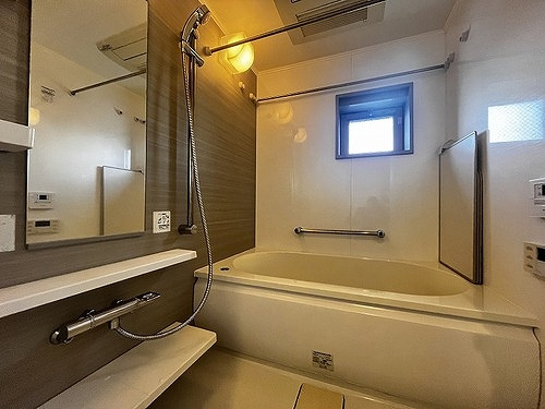 ネバーランド阿倍野西田辺の浴室|浴室　※工事完了時／２０２５年１１月の写真