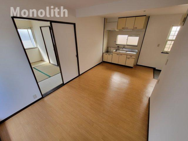 メゾンビューの居間・リビング