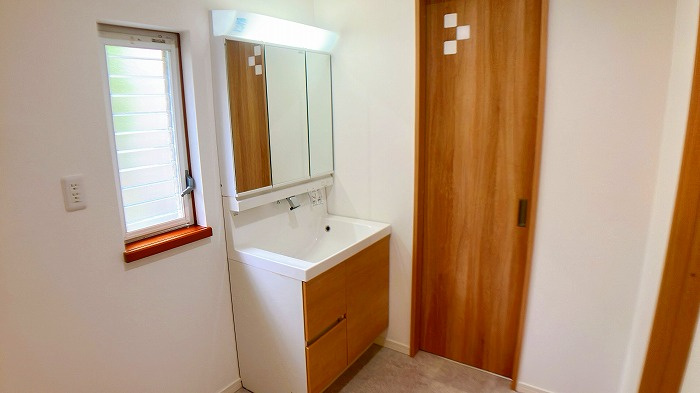 安佐南区長楽寺1丁目の独立洗面台