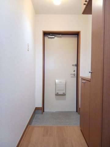 サニーグランデの玄関