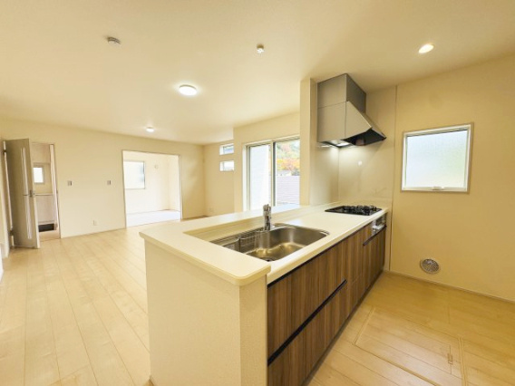 『八王子市新築戸建て』八王子市寺田町761-21【仲介手数料無料】　新築戸建てのキッチン|～仲介手数料無料☆八王子ひなた不動産～八王子市寺田町　新築戸建て