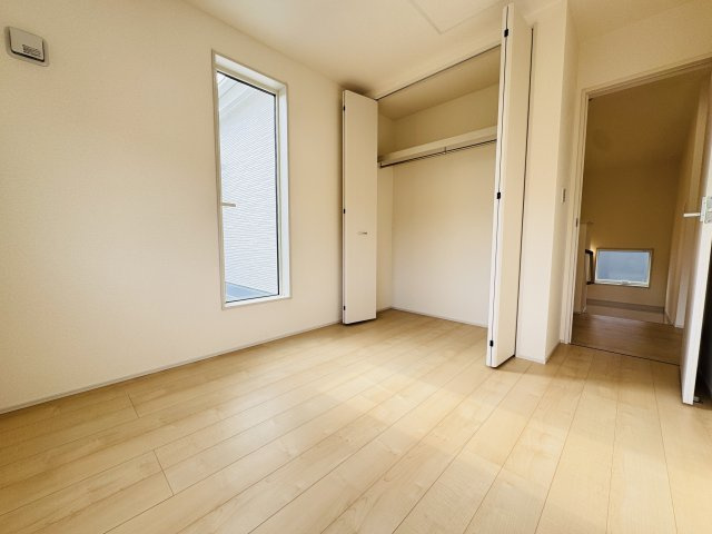 『八王子市新築戸建て』八王子市寺田町761-21【仲介手数料無料】　新築戸建ての洋室|～仲介手数料無料☆八王子ひなた不動産～八王子市寺田町　新築戸建て