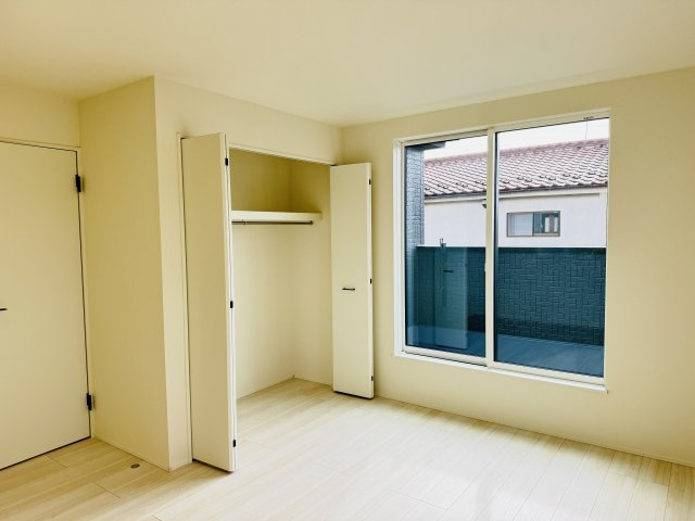 八王子市　楢原町　新築一戸建て　２４ー１期の収納|～収納力の高いクローゼット完備～